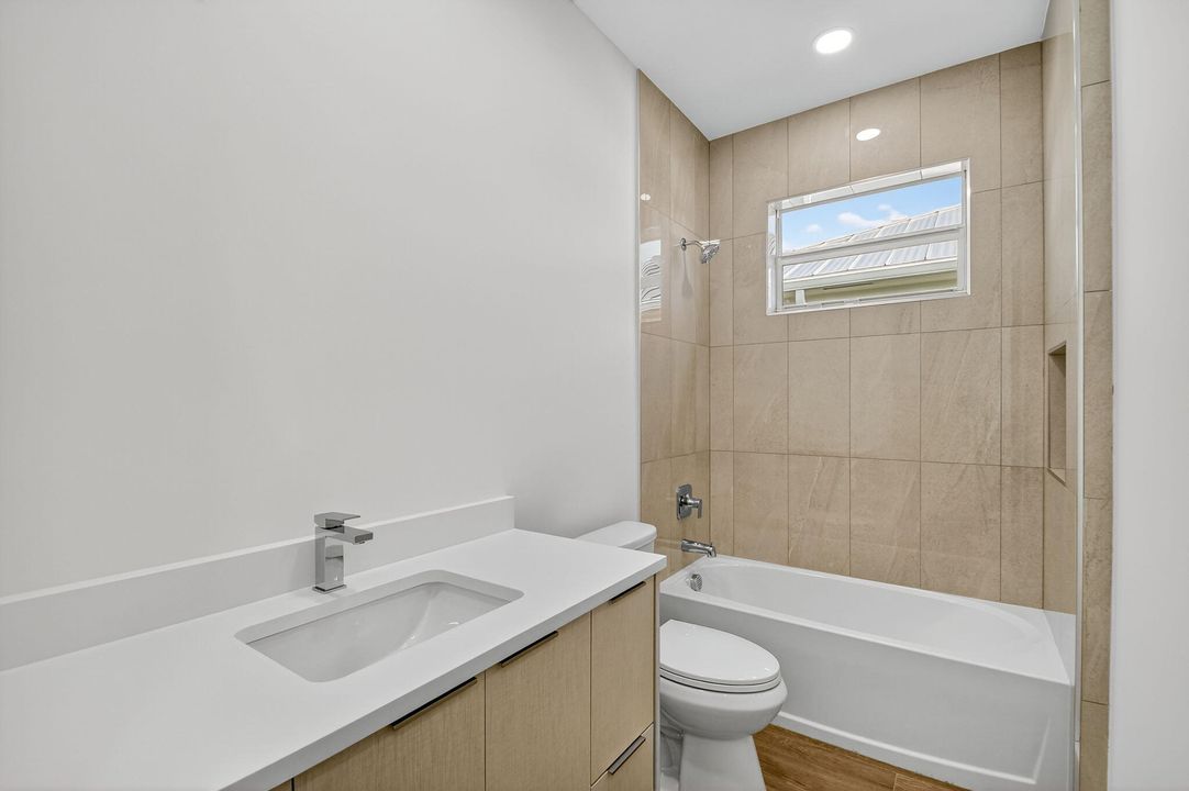 Active With Contract: $799,000 (4 beds, 3 baths, 2161 Square Feet)