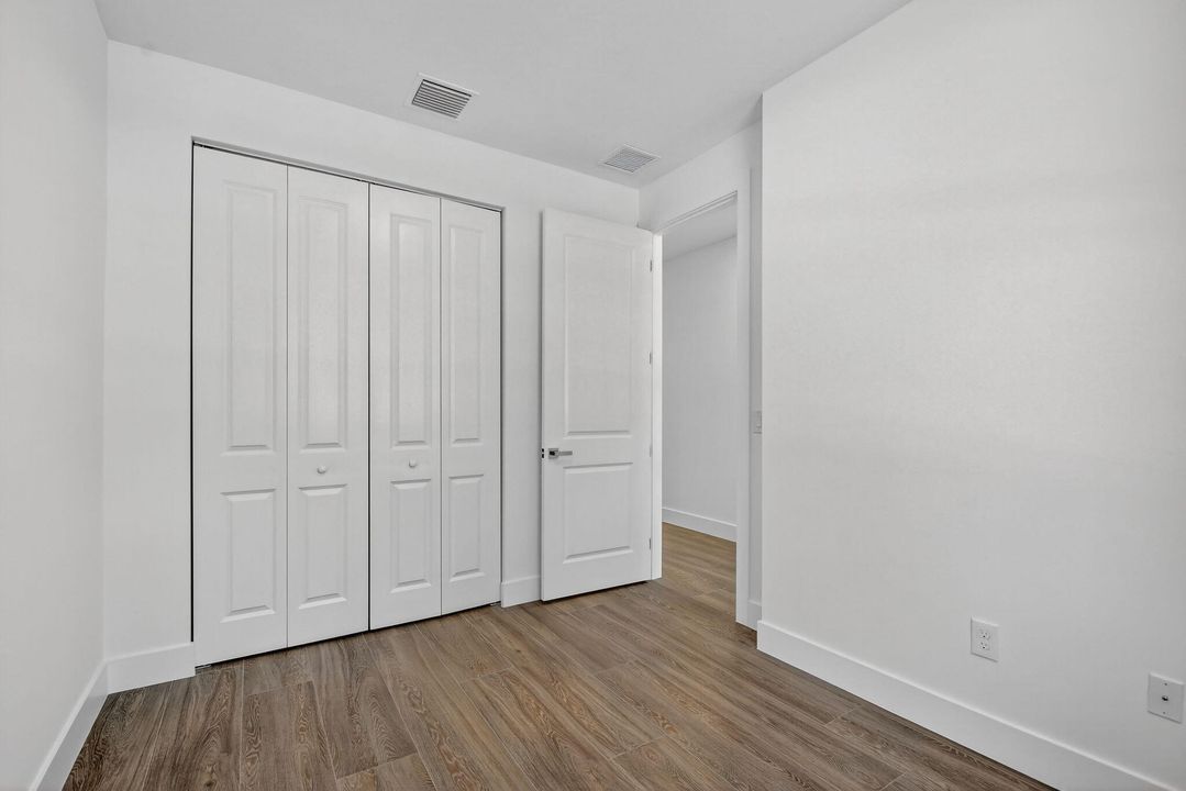 Active With Contract: $799,000 (4 beds, 3 baths, 2161 Square Feet)