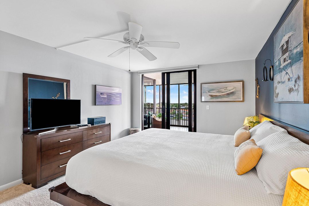 合同活跃: $827,000 (2 贝兹, 2 浴室, 1452 平方英尺)