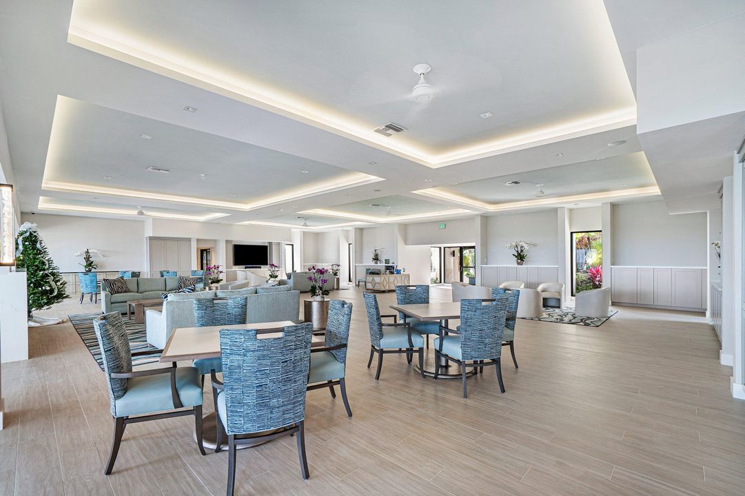 合同活跃: $827,000 (2 贝兹, 2 浴室, 1452 平方英尺)