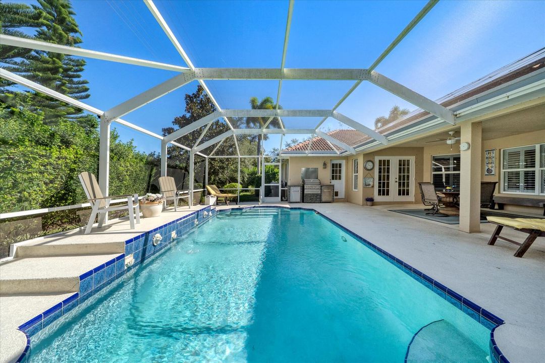 For Sale: $1,240,000 (4 beds, 3 baths, 3853 Square Feet)