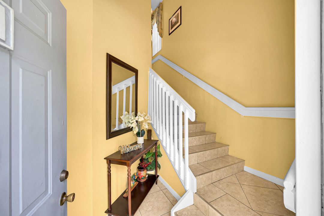 For Sale: $215,000 (3 beds, 2 baths, 1692 Square Feet)