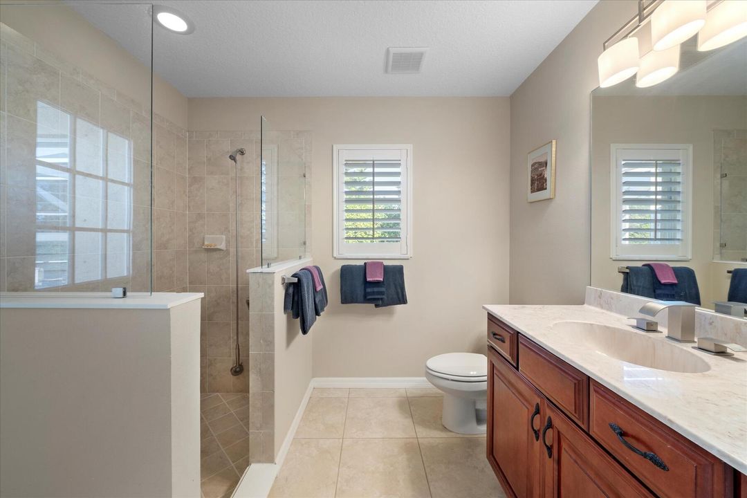 For Sale: $1,240,000 (4 beds, 3 baths, 3853 Square Feet)