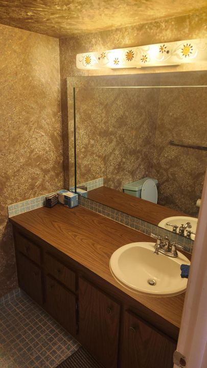 В аренду: $1,200 (1 спален, 1 ванн, 928 Квадратных фут)