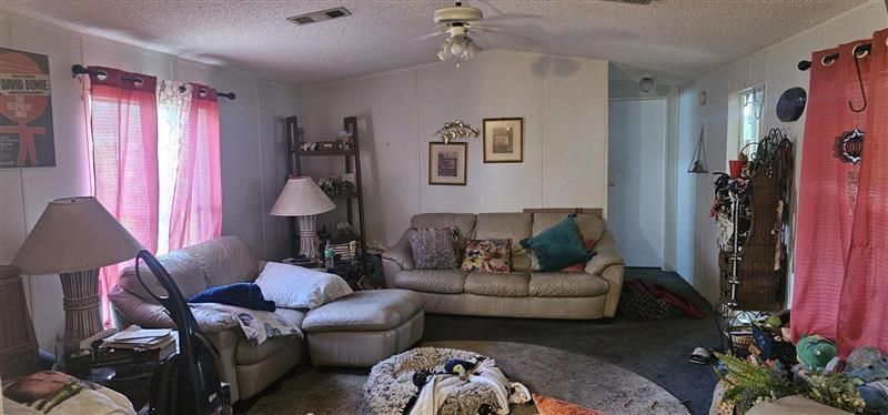 For Sale: $120,000 (2 beds, 2 baths, 924 Square Feet)