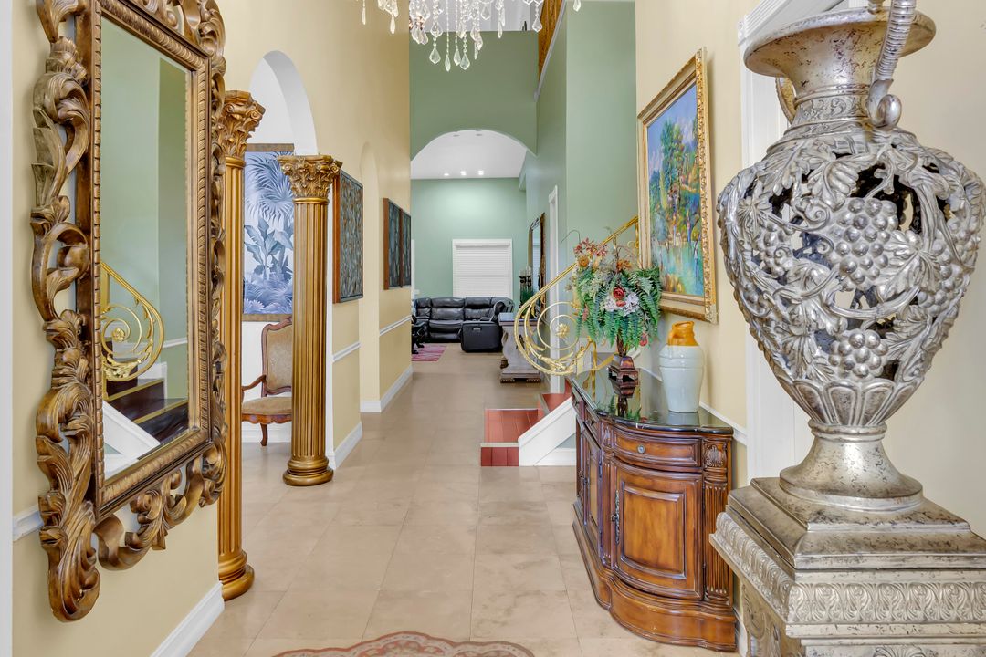 En Renta: $7,000 (7 camas, 3 baños, 4612 Pies cuadrados)