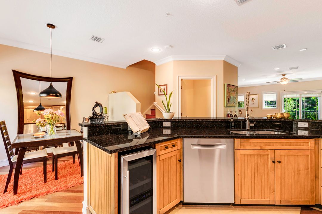 待售: $499,000 (3 贝兹, 3 浴室, 1980 平方英尺)