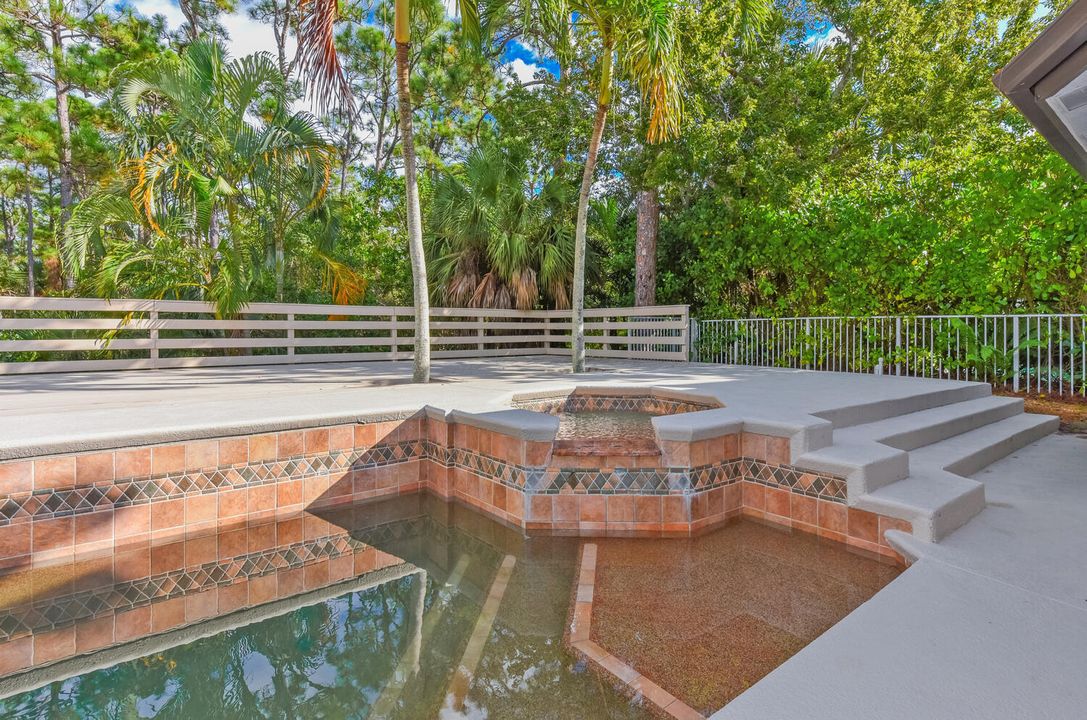 Active With Contract: $999,000 (5 beds, 4 baths, 3212 Square Feet)