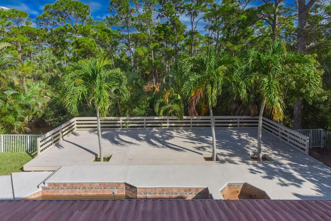 Active With Contract: $999,000 (5 beds, 4 baths, 3212 Square Feet)