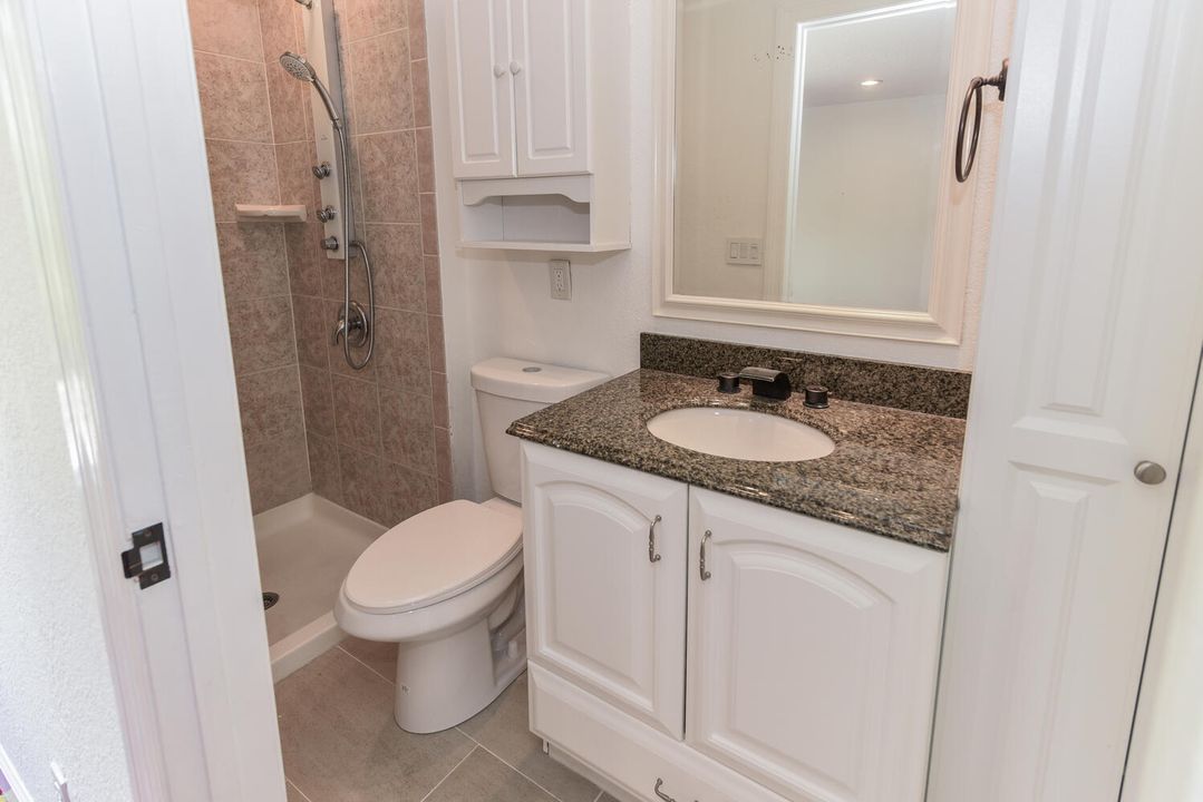 Active With Contract: $999,000 (5 beds, 4 baths, 3212 Square Feet)