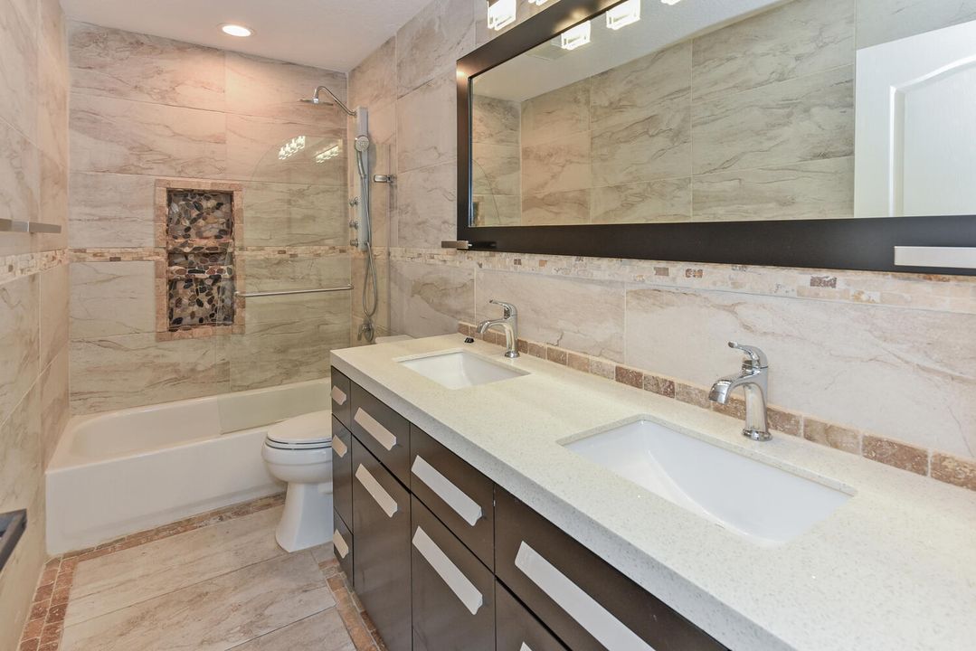 Active With Contract: $999,000 (5 beds, 4 baths, 3212 Square Feet)