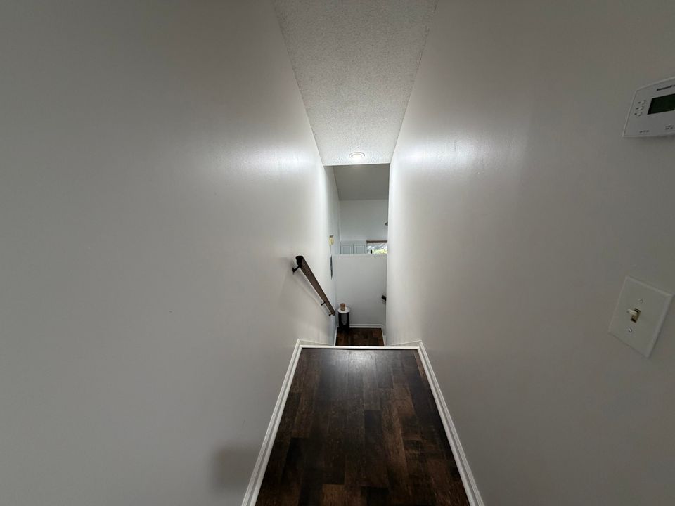 В аренду: $2,600 (3 спален, 2 ванн, 1440 Квадратных фут)