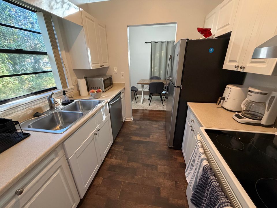 В аренду: $2,600 (3 спален, 2 ванн, 1440 Квадратных фут)