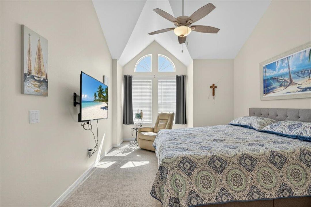 На продажу: $169,900 (2 спален, 3 ванн, 1460 Квадратных фут)