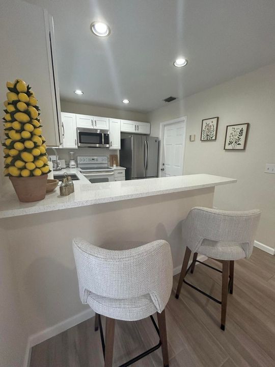 For Rent: $6,499 (3 beds, 2 baths, 1640 Square Feet)