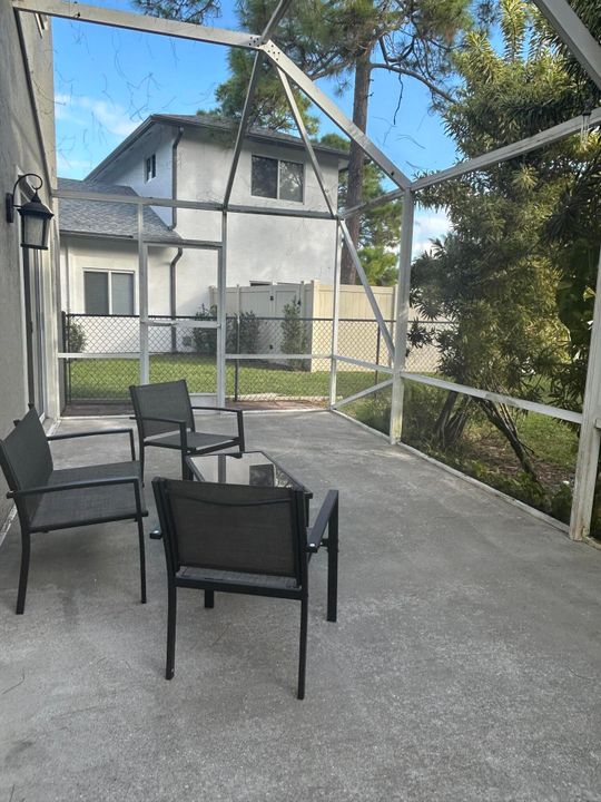 For Rent: $6,499 (3 beds, 2 baths, 1640 Square Feet)