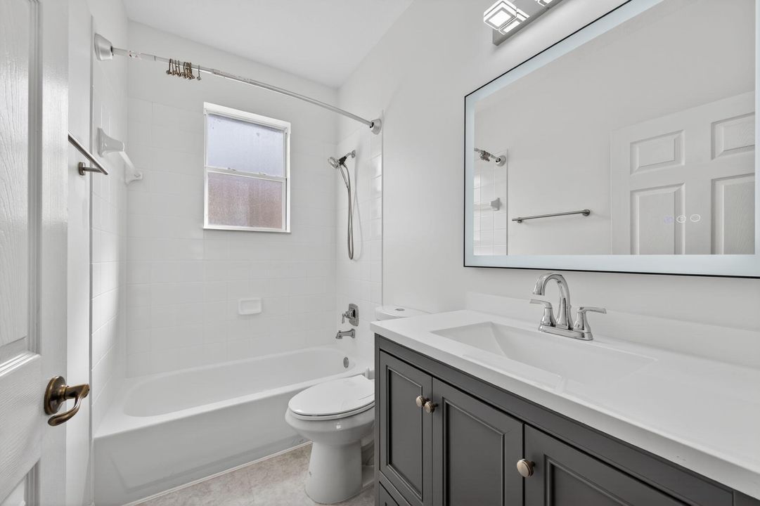 Active With Contract: $659,900 (5 beds, 3 baths, 3119 Square Feet)