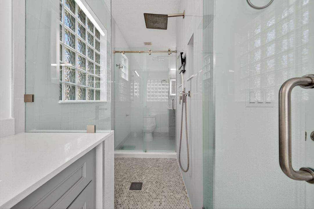 Active With Contract: $659,900 (5 beds, 3 baths, 3119 Square Feet)