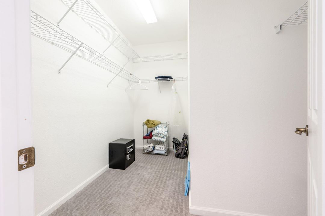 Active With Contract: $659,900 (5 beds, 3 baths, 3119 Square Feet)