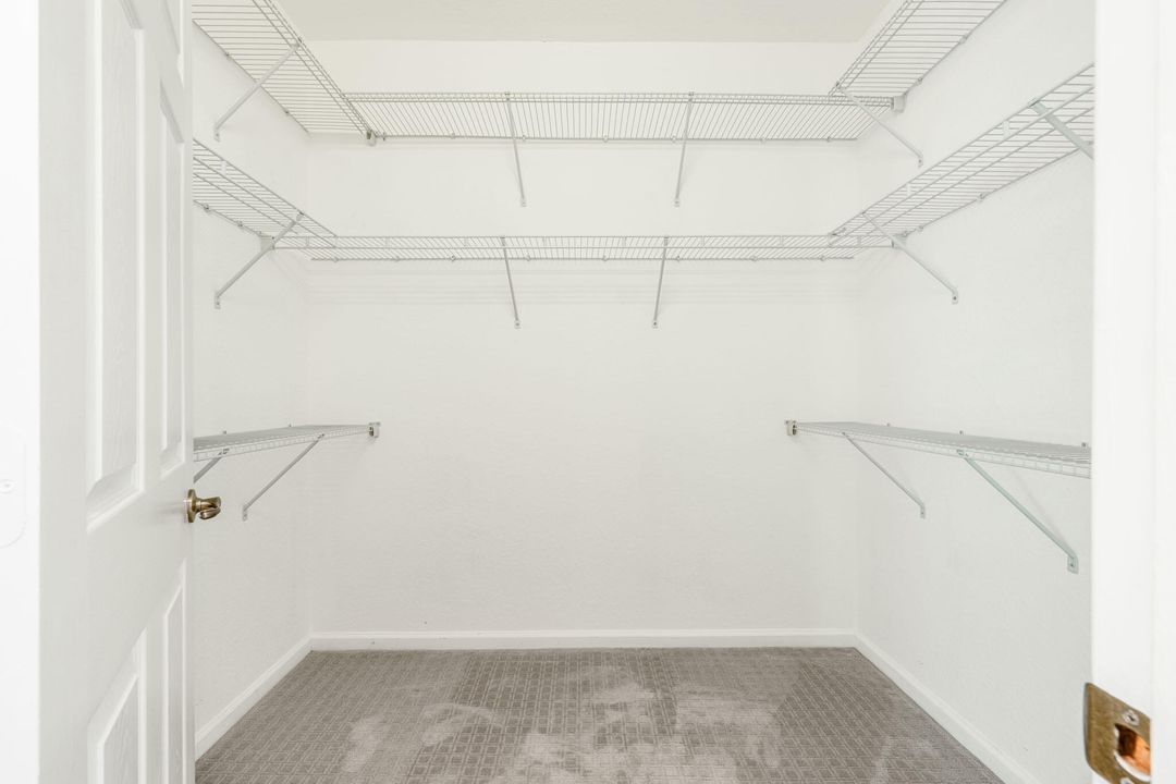 Active With Contract: $659,900 (5 beds, 3 baths, 3119 Square Feet)