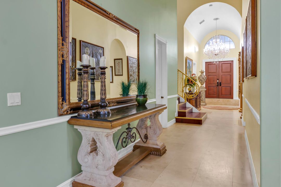 En Renta: $7,000 (7 camas, 3 baños, 4612 Pies cuadrados)