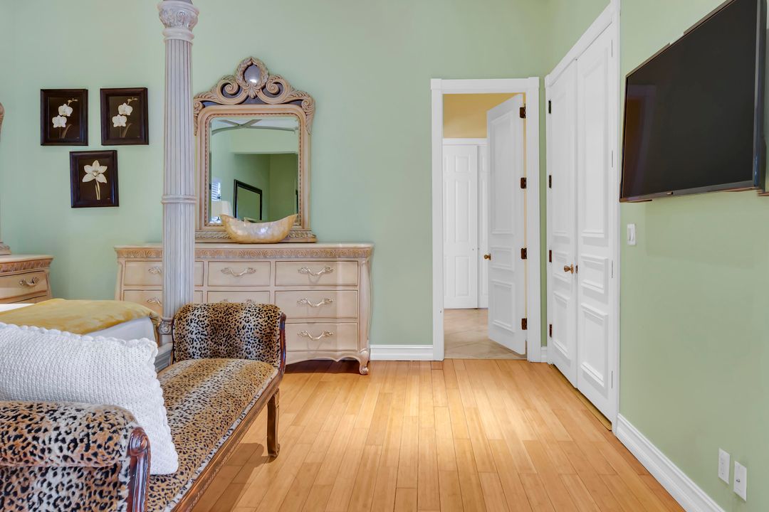 En Renta: $7,000 (7 camas, 3 baños, 4612 Pies cuadrados)