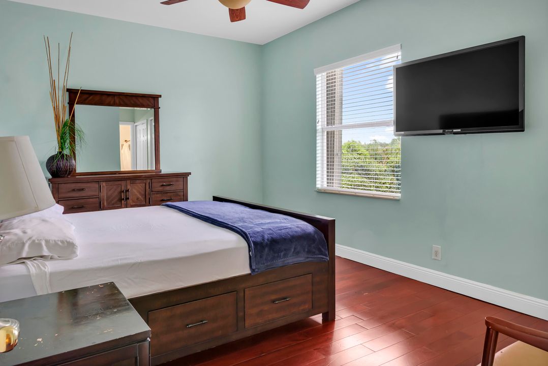 En Renta: $7,000 (7 camas, 3 baños, 4612 Pies cuadrados)