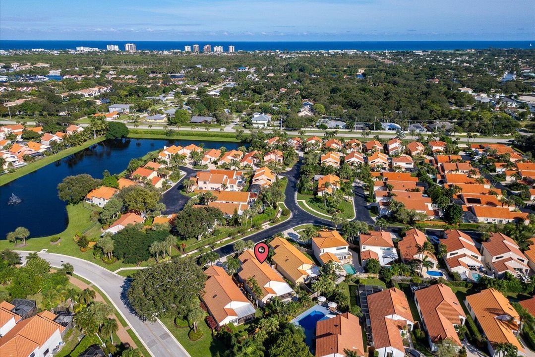 For Sale: $595,000 (3 beds, 2 baths, 1761 Square Feet)