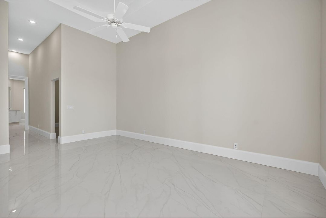 En Venta: $1,995,000 (5 camas, 4 baños, 3039 Pies cuadrados)