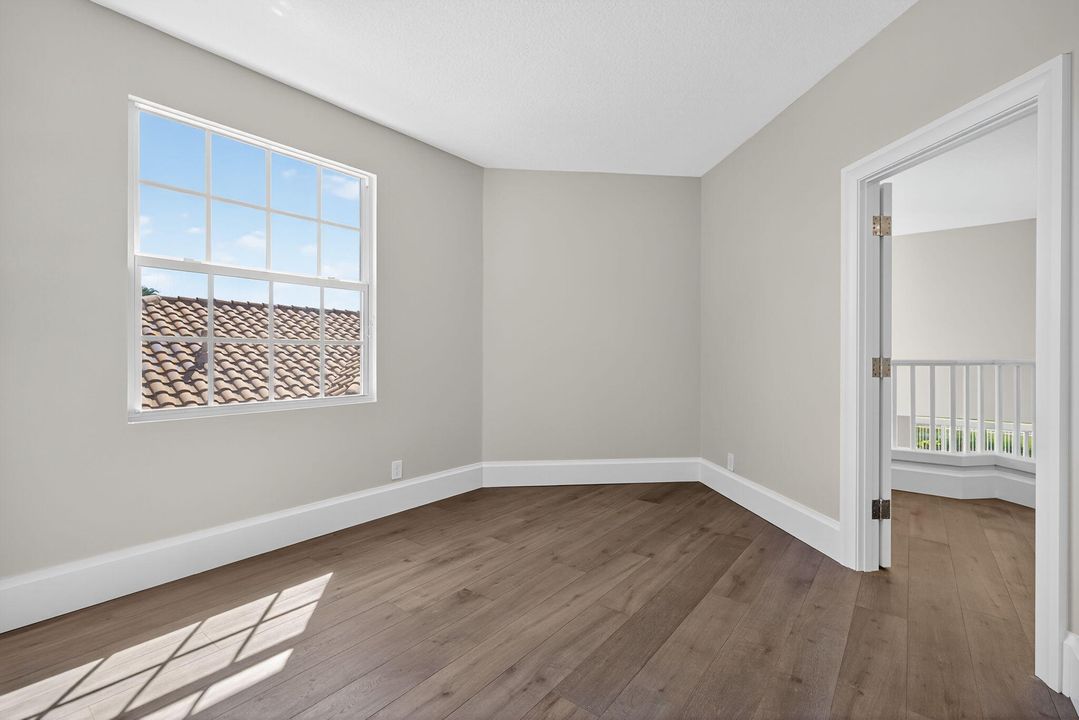 En Venta: $1,995,000 (5 camas, 4 baños, 3039 Pies cuadrados)