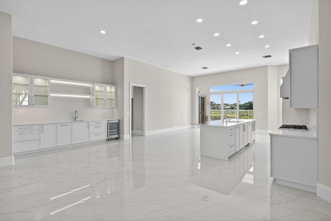 En Venta: $1,995,000 (5 camas, 4 baños, 3039 Pies cuadrados)