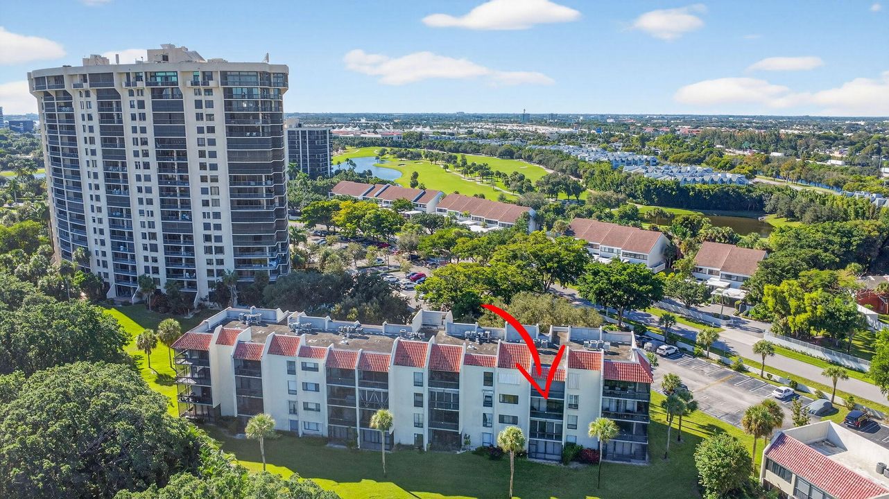 For Sale: $217,000 (2 beds, 2 baths, 1042 Square Feet)