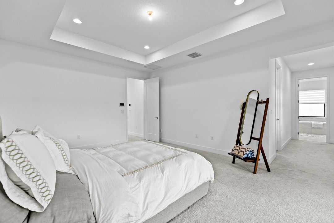 Activo con contrato: $1,699,000 (5 camas, 5 baños, 3888 Pies cuadrados)