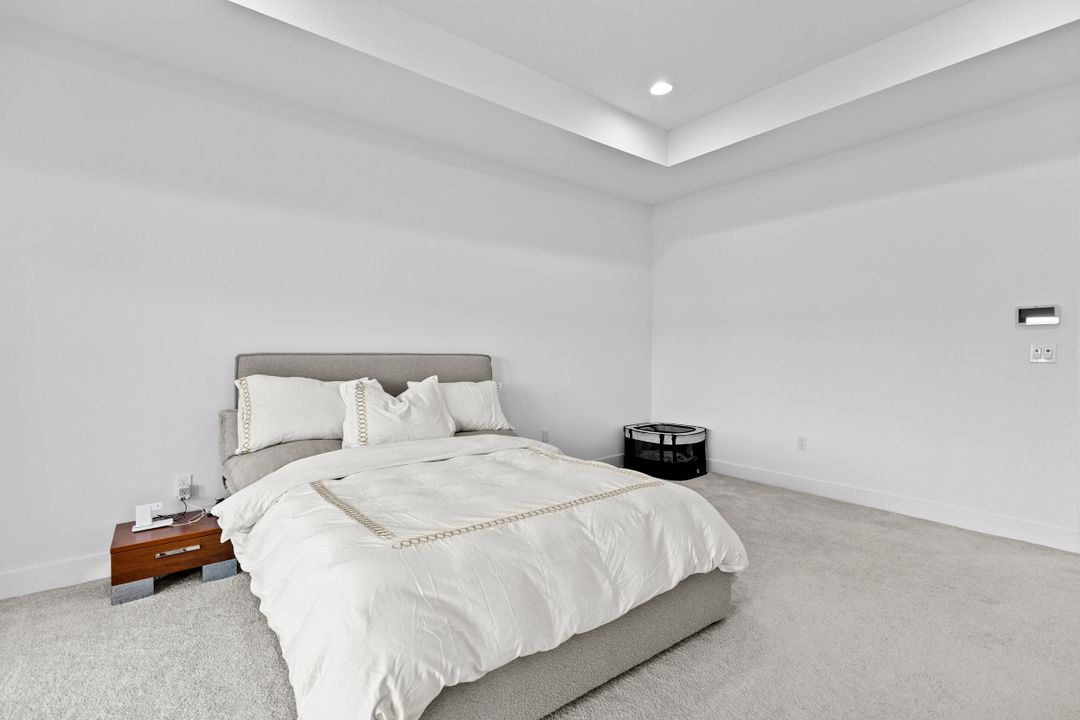 Activo con contrato: $1,699,000 (5 camas, 5 baños, 3888 Pies cuadrados)