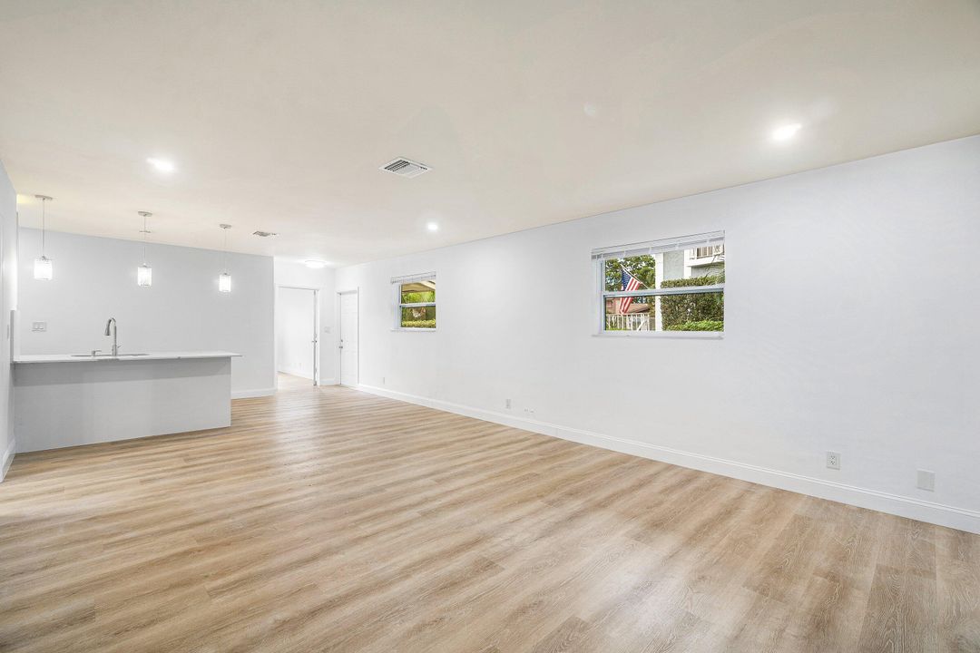 В аренду: $2,950 (3 спален, 2 ванн, 1400 Квадратных фут)