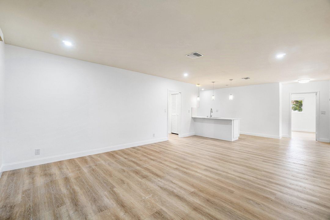 В аренду: $2,950 (3 спален, 2 ванн, 1400 Квадратных фут)