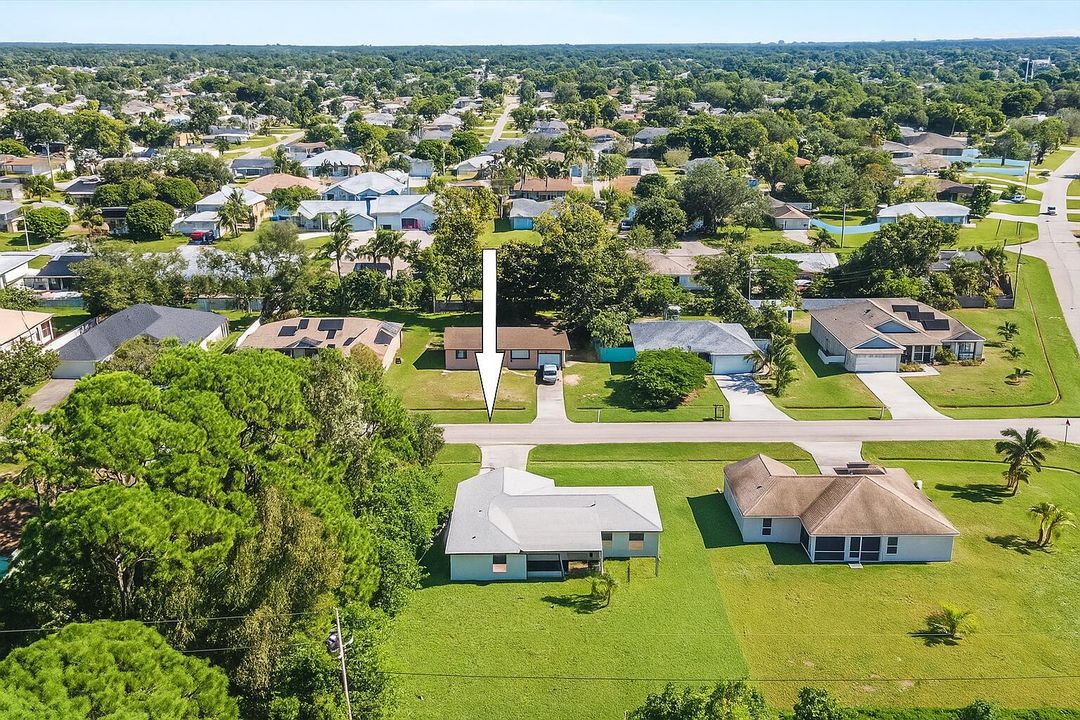 待售: $315,000 (3 贝兹, 2 浴室, 1095 平方英尺)