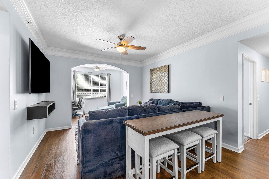 Active With Contract: $415,000 (3 beds, 2 baths, 1244 Square Feet)