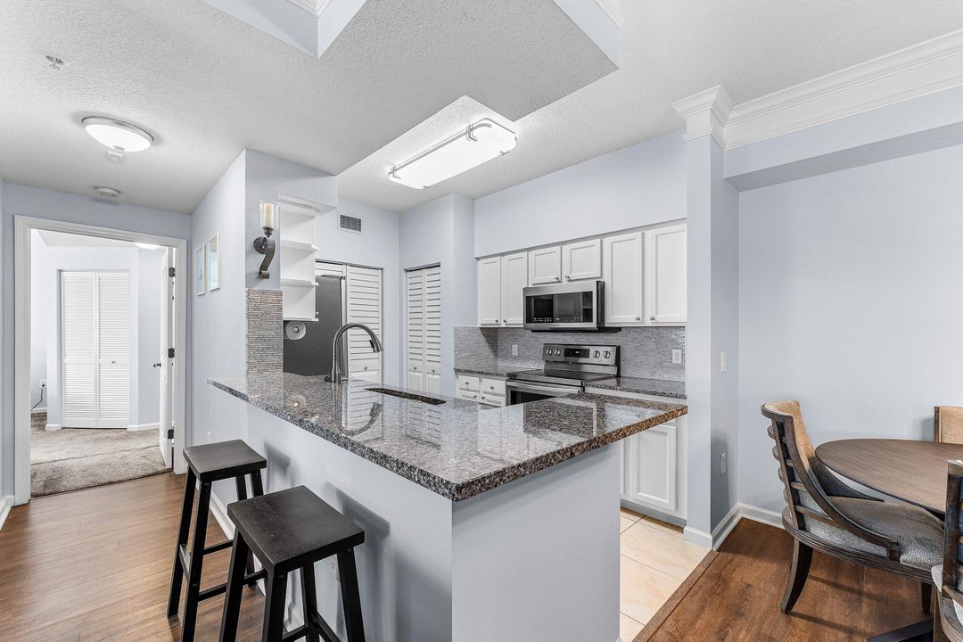 Active With Contract: $415,000 (3 beds, 2 baths, 1244 Square Feet)