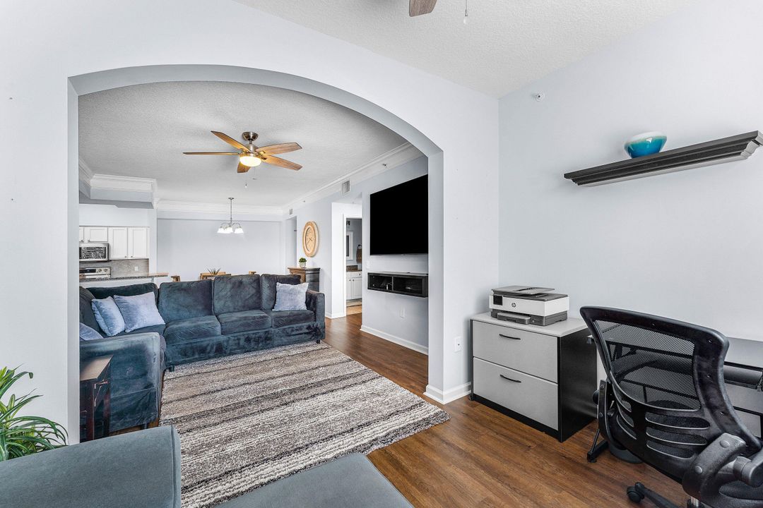 Active With Contract: $415,000 (3 beds, 2 baths, 1244 Square Feet)