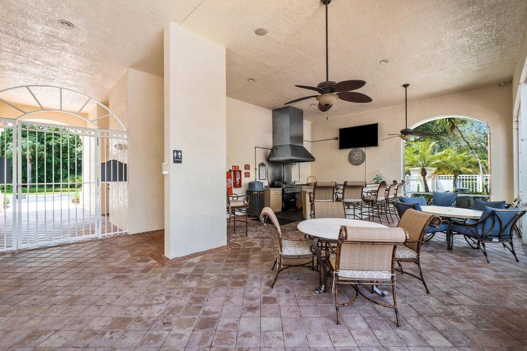 Active With Contract: $415,000 (3 beds, 2 baths, 1244 Square Feet)