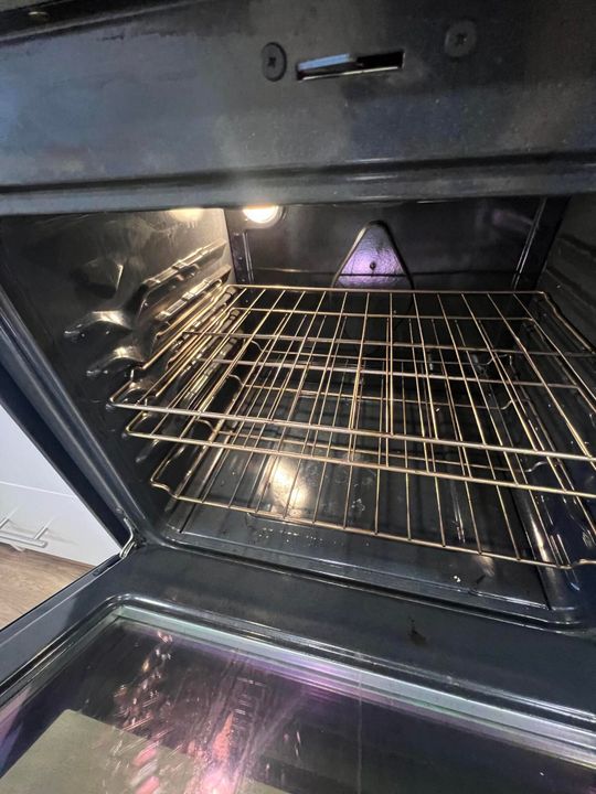 出租: $2,200 (2 贝兹, 2 浴室, 1155 平方英尺)