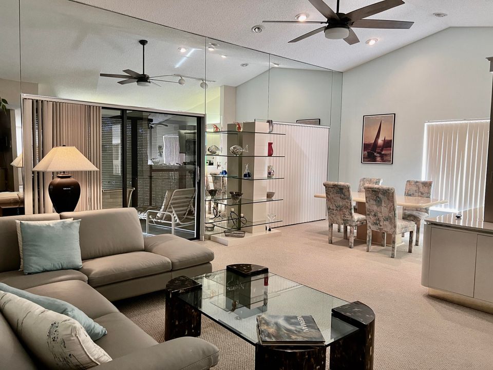 出租: $2,900 (3 贝兹, 2 浴室, 1385 平方英尺)