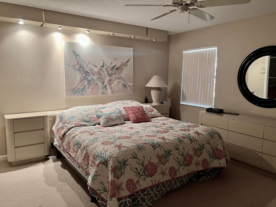 出租: $2,900 (3 贝兹, 2 浴室, 1385 平方英尺)