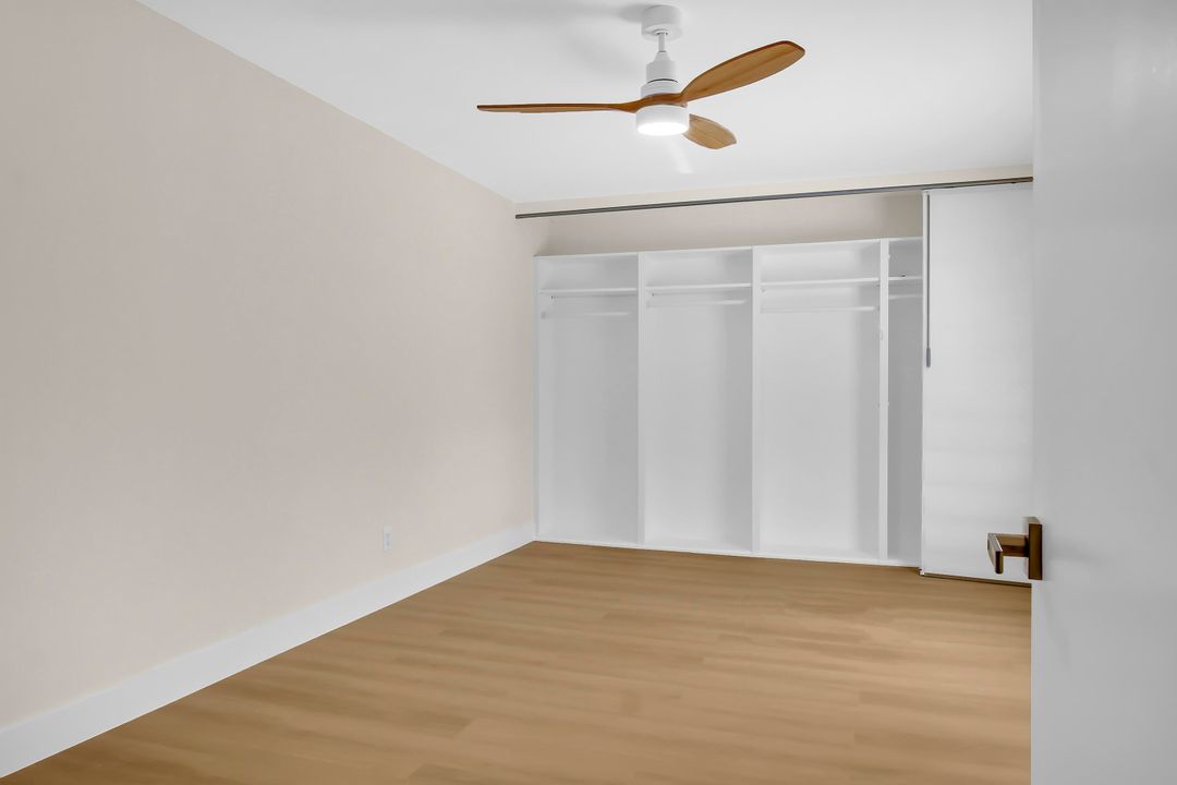 For Sale: $349,999 (2 beds, 2 baths, 1374 Square Feet)