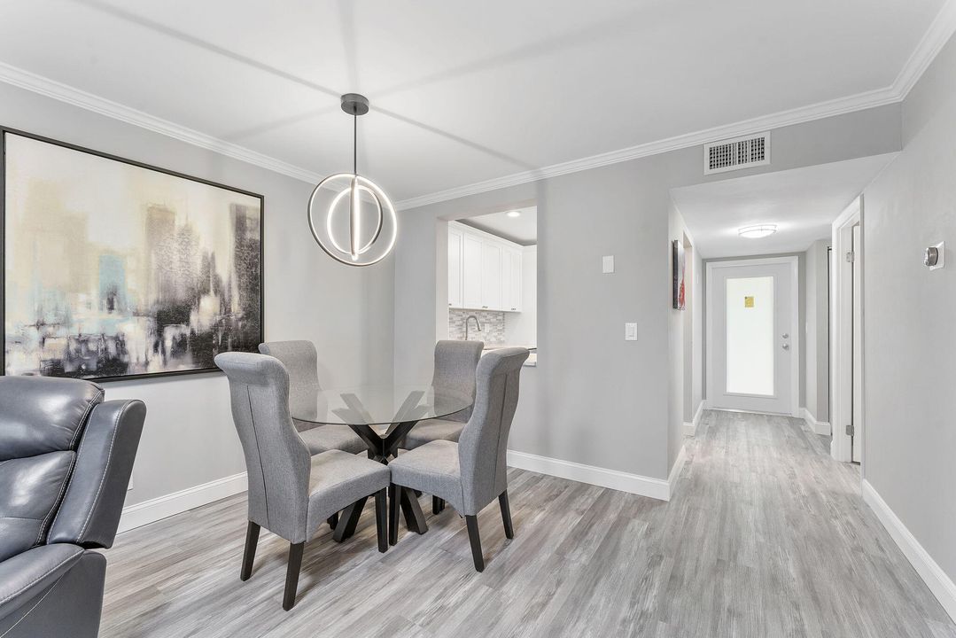 待售: $139,000 (1 贝兹, 1 浴室, 753 平方英尺)