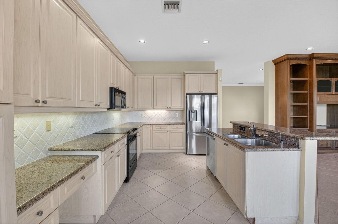 待售: $629,000 (3 贝兹, 2 浴室, 2099 平方英尺)