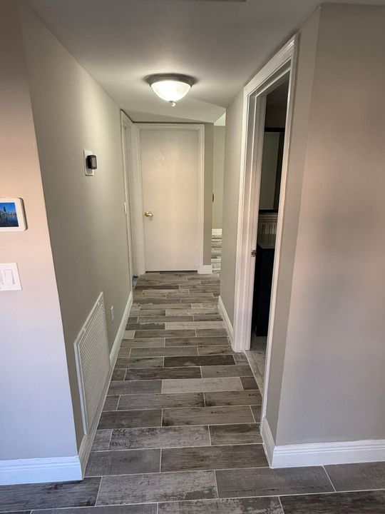 Activo con contrato: $699,000 (4 camas, 2 baños, 2246 Pies cuadrados)