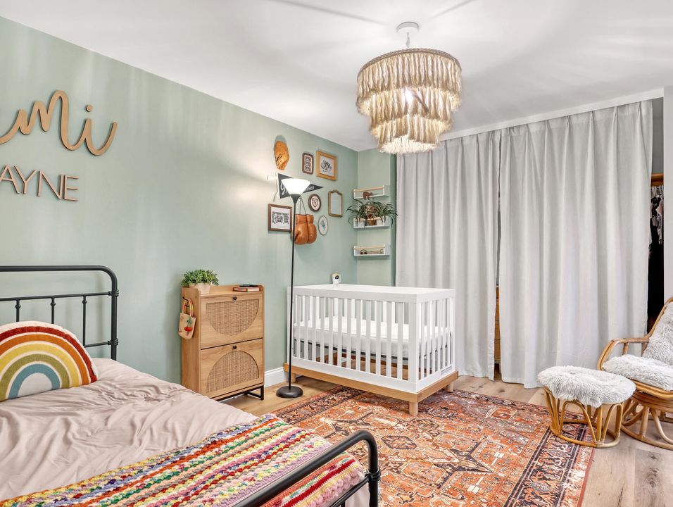 For Sale: $445,000 (2 beds, 2 baths, 1596 Square Feet)