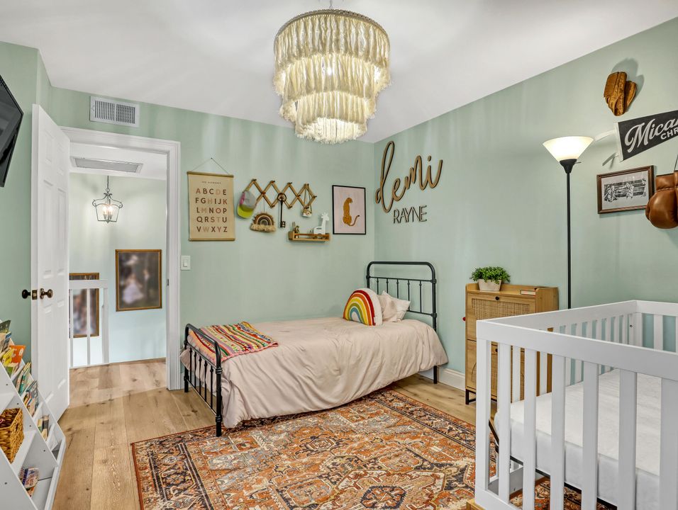 For Sale: $445,000 (2 beds, 2 baths, 1596 Square Feet)